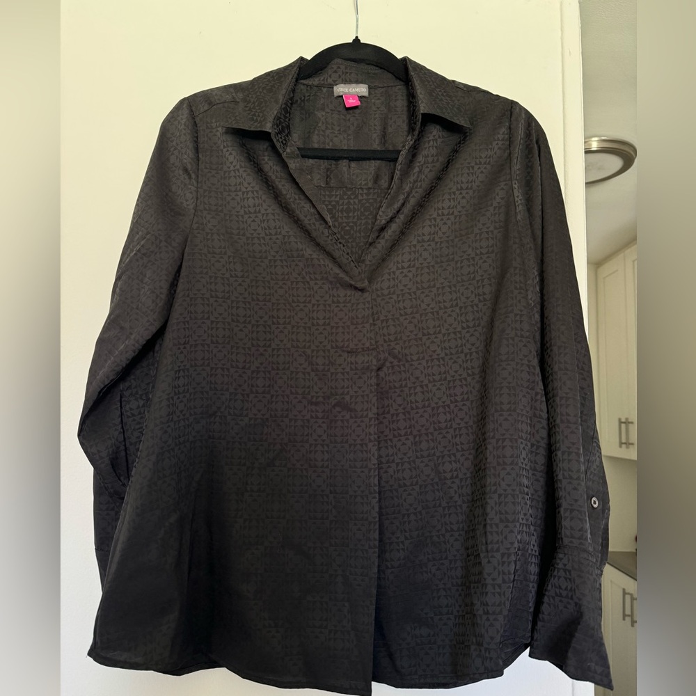 Vince Camuto women’s collared blouse.